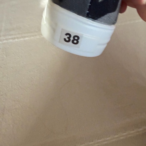 Okohoko slip on sneakers new size 38 - Picture 6 of 6